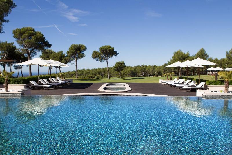 בית מלון כפרי L'Hôtel & Spa du Castellet
