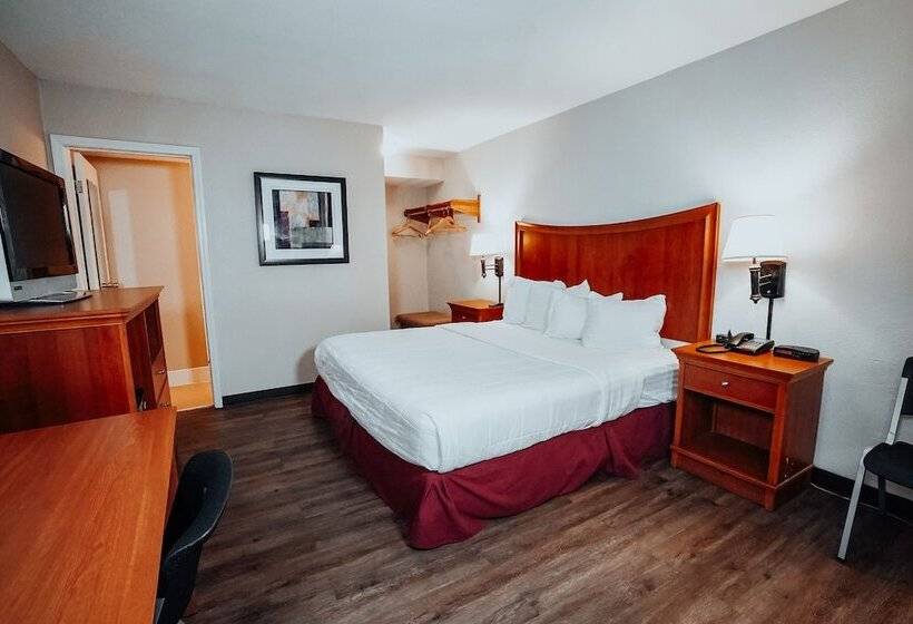 هتل Lamplighter Inn And Suites  North