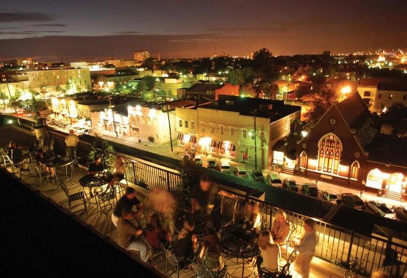 هتل Market Pavilion