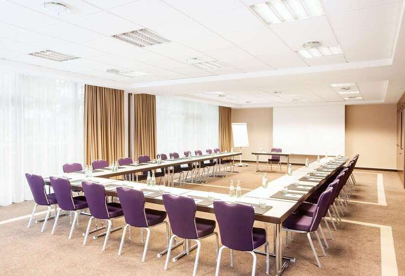 호텔 NH Dusseldorf City Nord