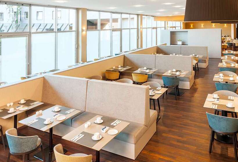 호텔 NH Dusseldorf City Nord