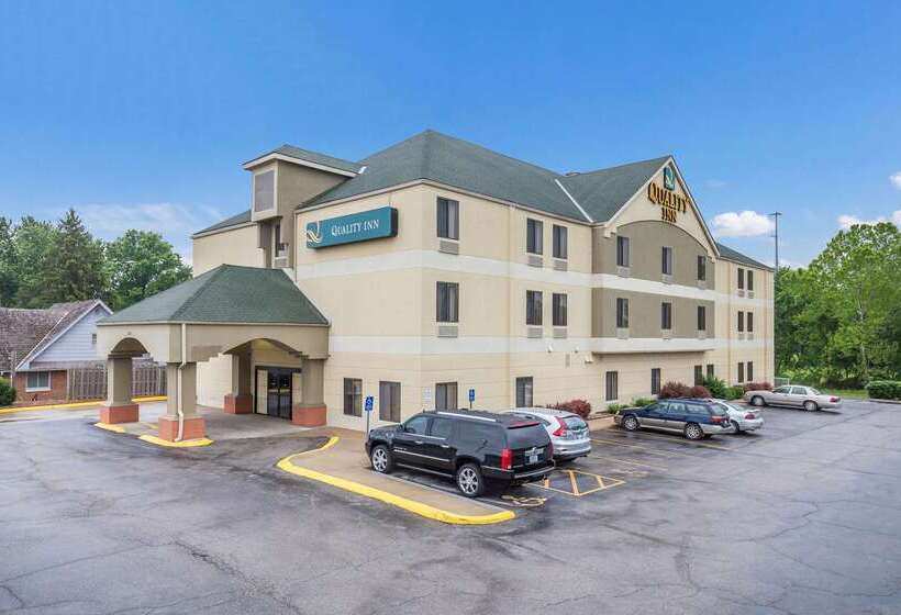 هتل Quality Inn I70 Near Kansas Speedway
