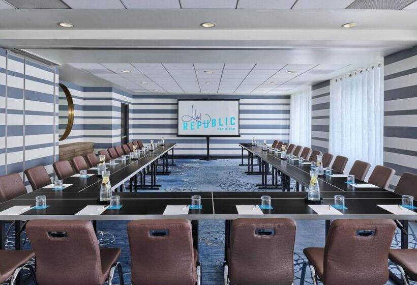 هتل Republic San Diego, Autograph Collection