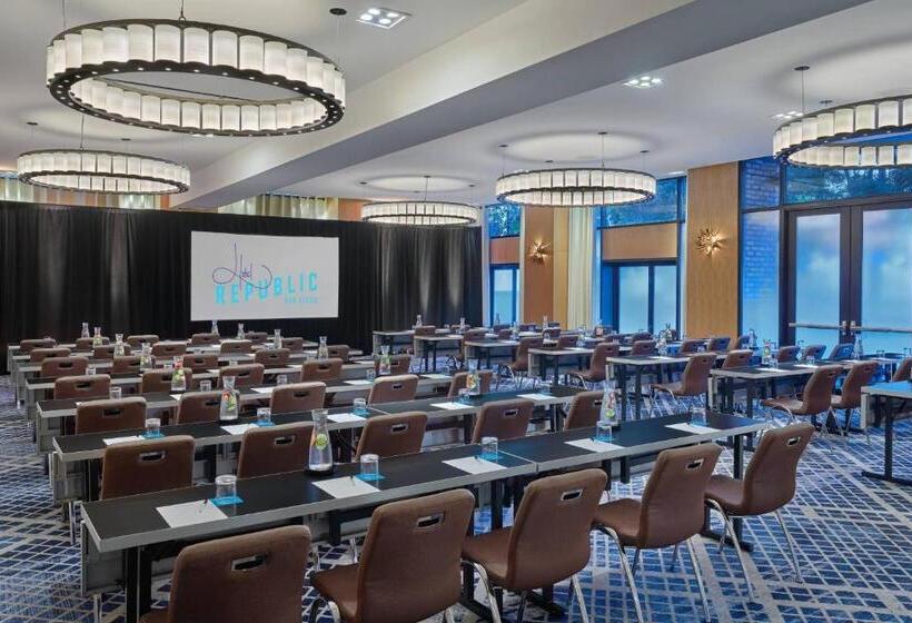 هتل Republic San Diego, Autograph Collection