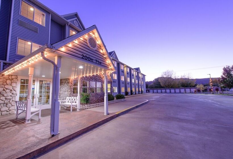 בית מלון כפרי River Canyon Lodge