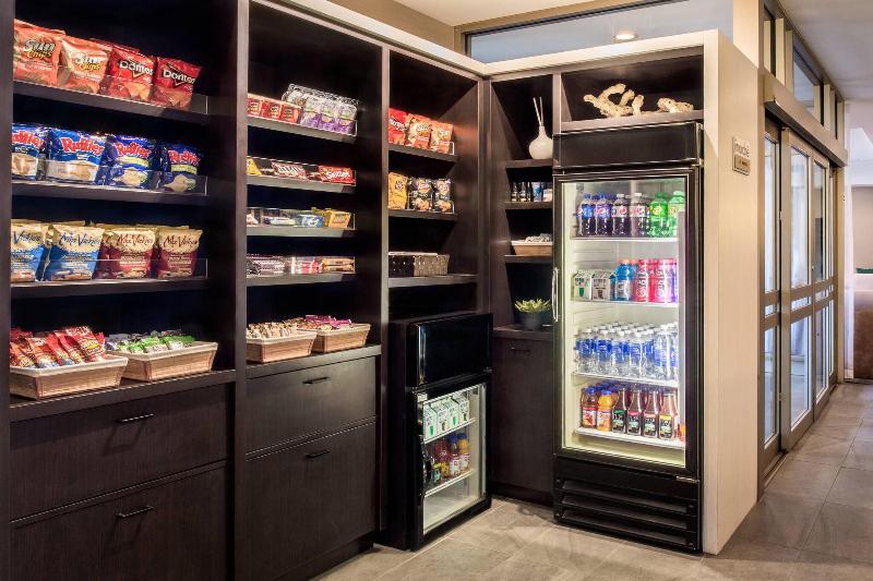 هتل Springhill Suites By Marriott Old Montreal