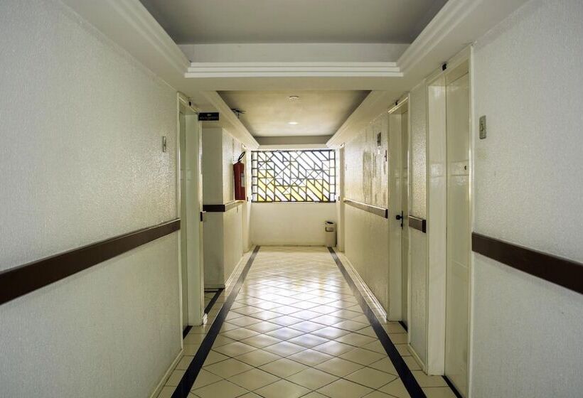 اقامتگاه Rede Andrade Coimbra