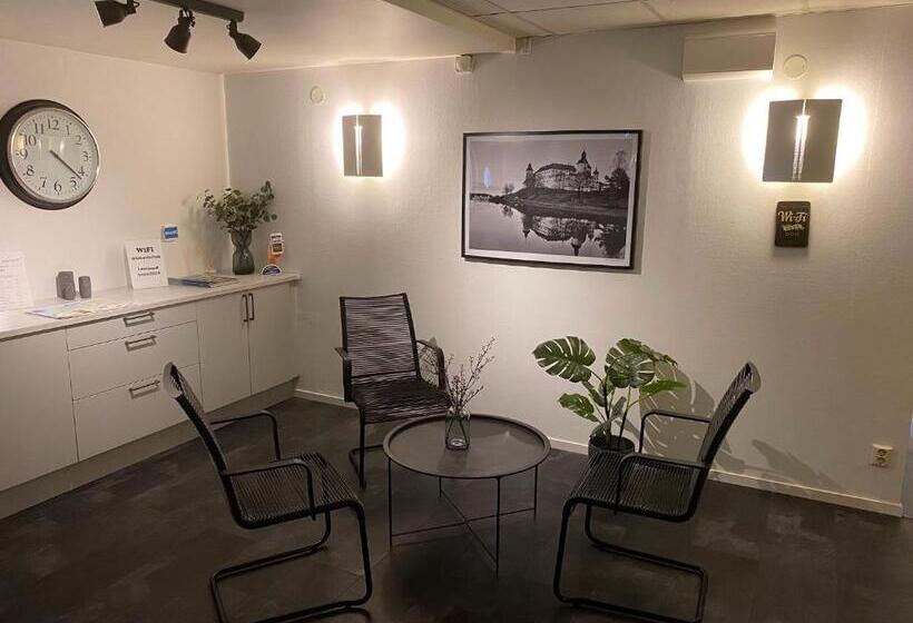 De La Gardie Park Vandrarhem Hostel