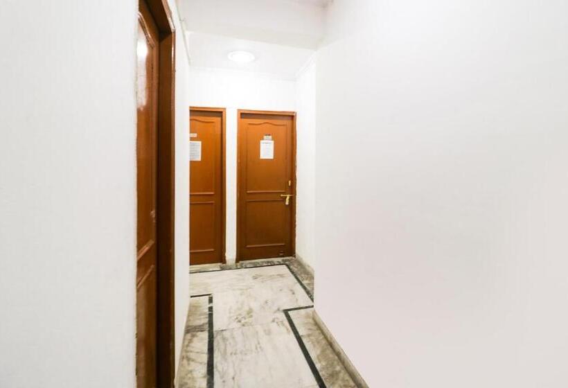 Hotel Flagship Maurya Residency