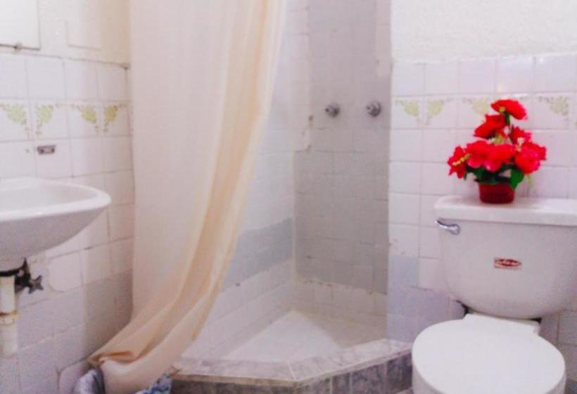 پانسیون Nápoles Emperador Ii