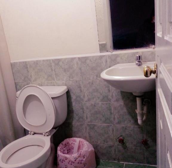 پانسیون Nápoles Emperador Ii