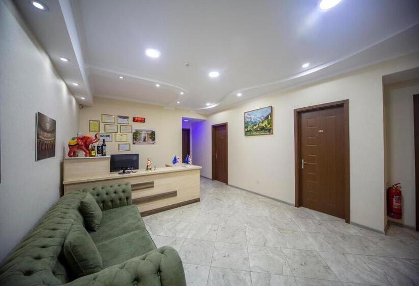 Tskaltubo Hotel Terrace