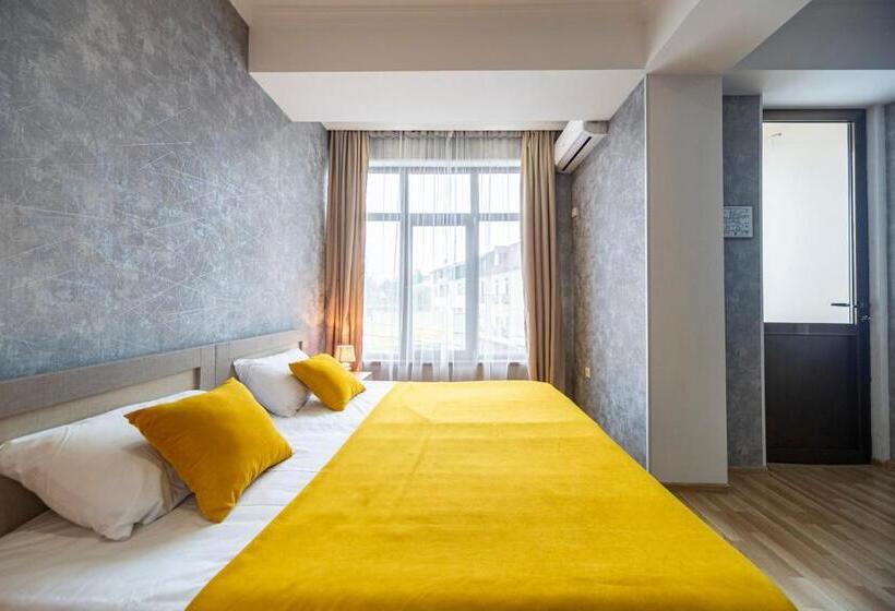 Tskaltubo Hotel Terrace