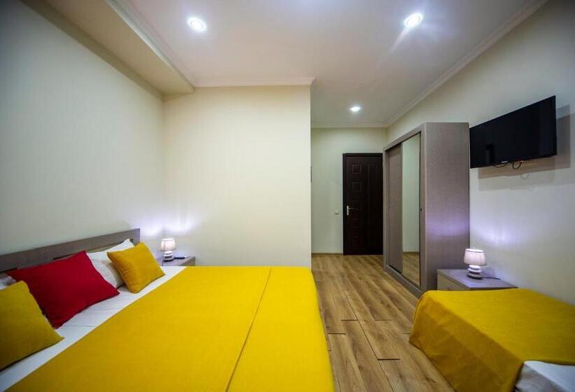 Tskaltubo Hotel Terrace