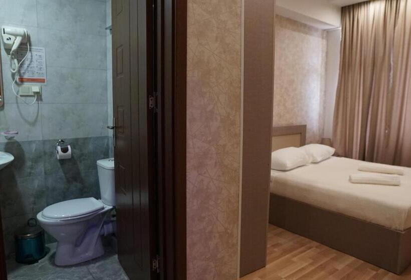 Tskaltubo Hotel Terrace