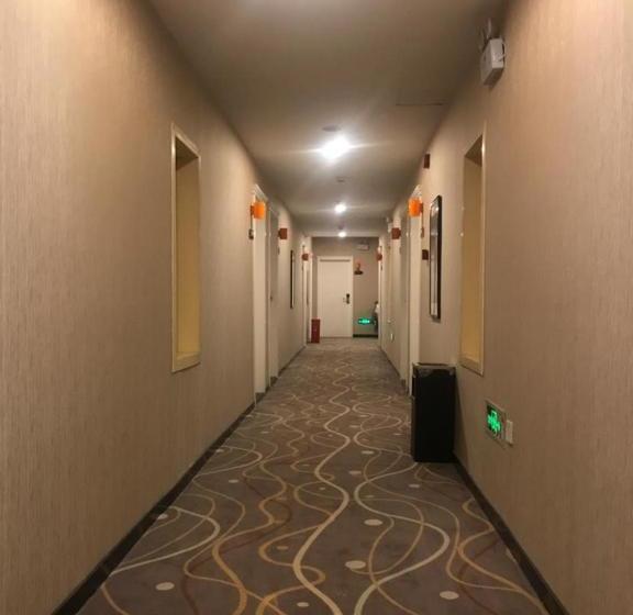 בית מלון כפרי 7 Days Premium Yichun Gaoshi Road Branch