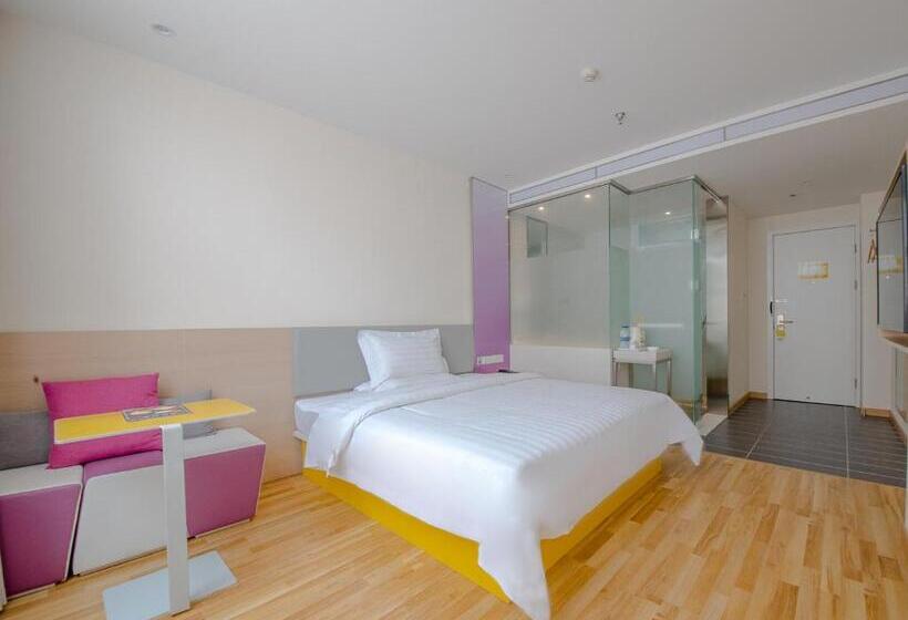 هتل 7days Inn Xishuangbanna Gasa Airport Passenger Transport South Station Branch