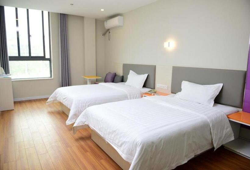 Отель 7days Inn Xuzhou Xincheng City Council Aoti Branch