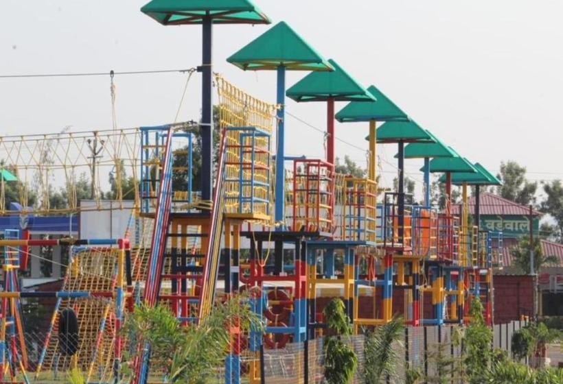 فندق High Spirit Resort And Playpark