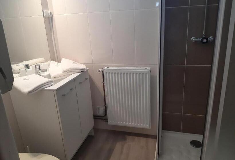 酒店 Home Des Pins Sarl