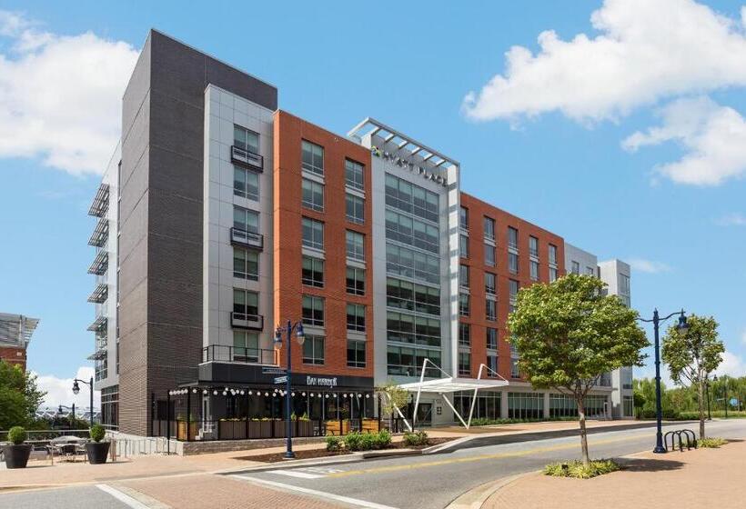 هتل Hyatt Place National Harbor