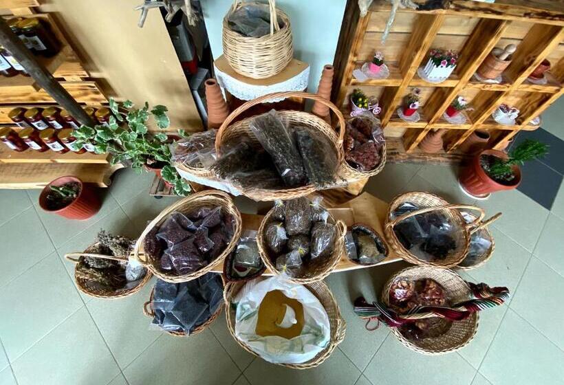 هتل Nëna Dashuri Agroturizëm