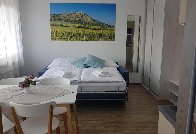 پانسیون Apartmány Pemag Mikulov