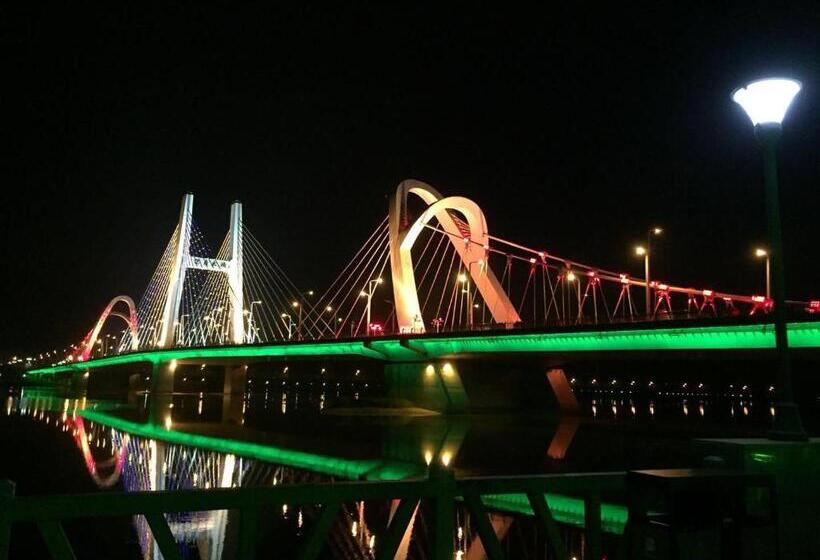 فندق 7days Inn Hanzhong Tianhan Avenue South Station