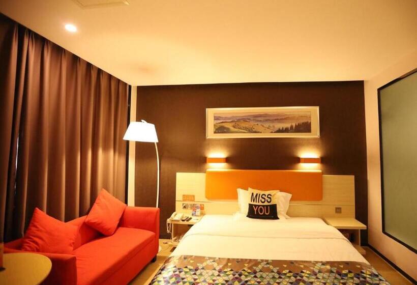 Hotel 7days Premium Deyang Shifang Square Branch