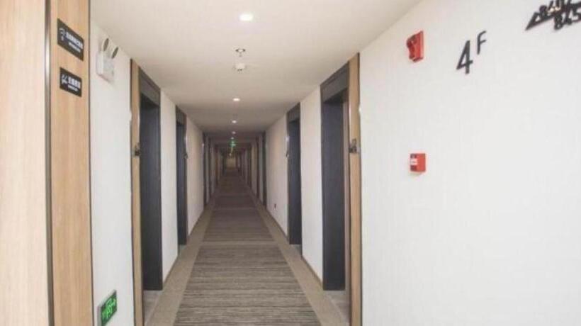 בית מלון כפרי Greentree Inn Express Taizhou Jiangyan Hardware City