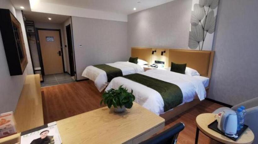 هتل Greentree Inn Ganzhou Gan County Bus Station