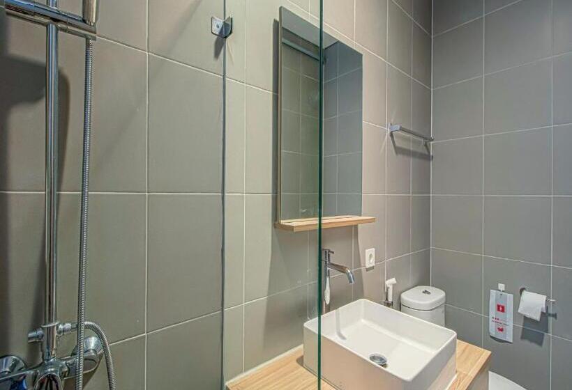 هتل M Studio Karawaci