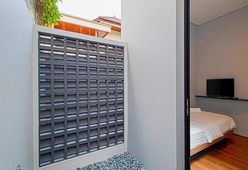 هتل M Studio Karawaci