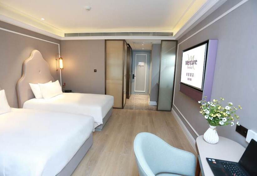 Отель Mercure Wuhan Yangluo