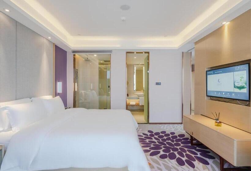Lavande Hotel Luzhou Wanda Plaza Southwest Commercial City