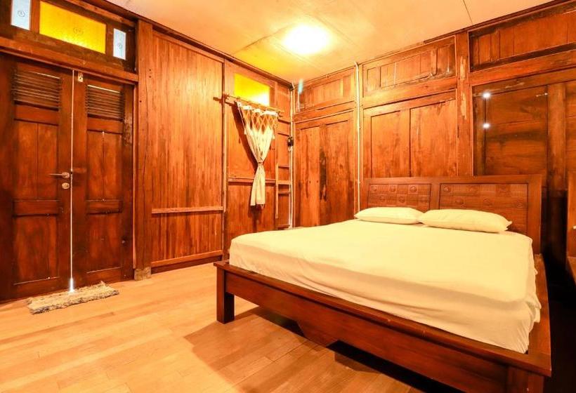 هاستل Griya Tembi