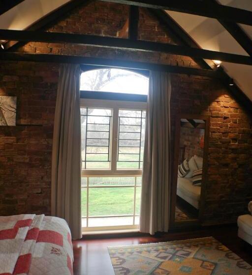 مبيت وإفطار Bon Accord Luxury Accommodation