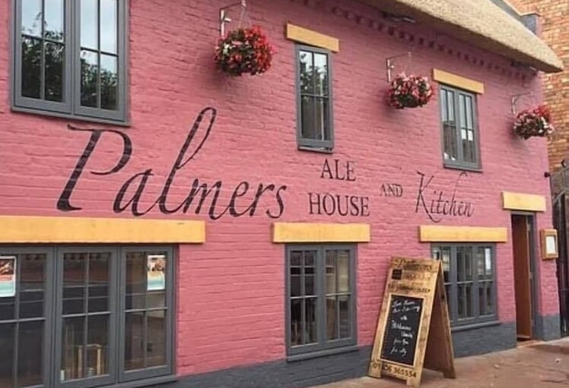 צימר Palmers Ale House & Kitchen