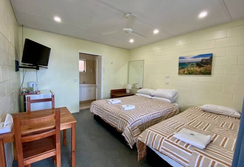 Golden Grain Motel
