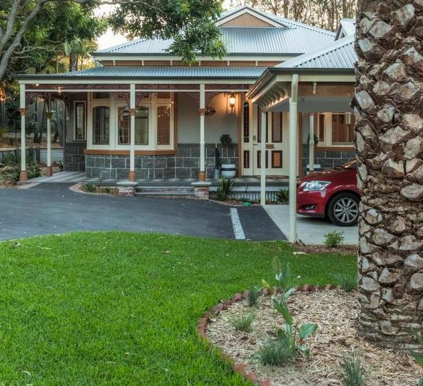 住宿加早餐  The Oaks Lilydale Accommodation