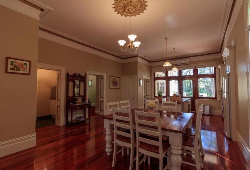 住宿加早餐  The Oaks Lilydale Accommodation
