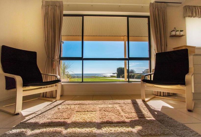 פנסיון Pelican Perch Retreat