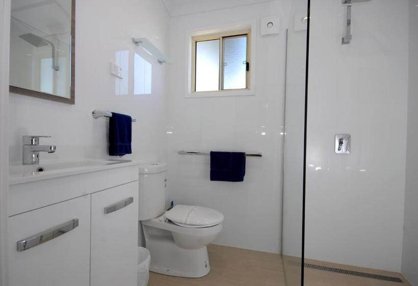 استراحتگاه Barrack Point Holidays