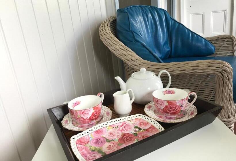 住宿加早餐  Cherry Blossom Cottage With Country Charm And Spa