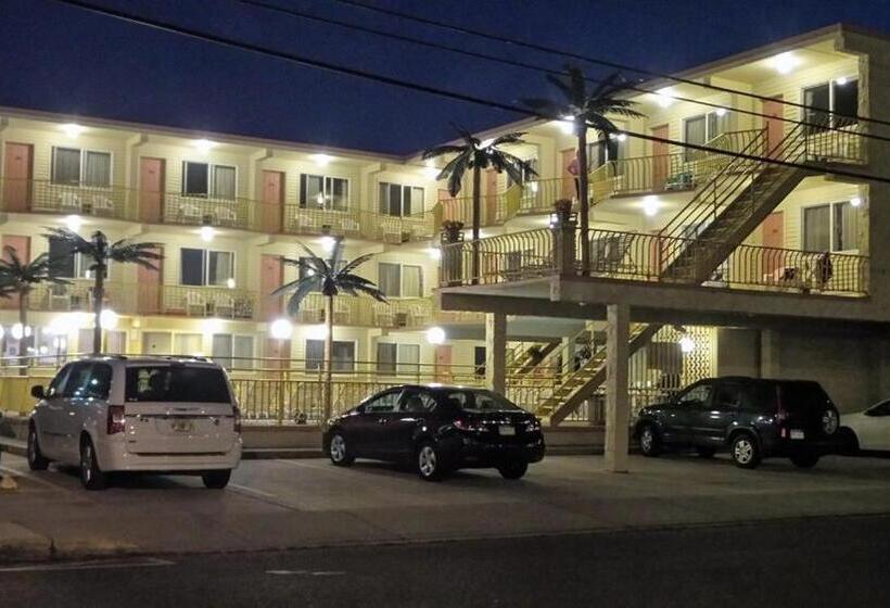 Golden Rail Motel