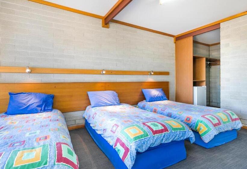 בית מלון כפרי Nullarbor Roadhouse