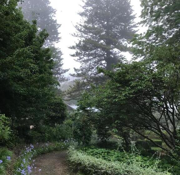 펜션 River Cottage