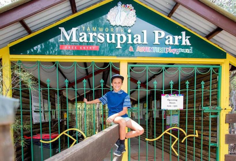 بنسيون Paradise Tourist Park