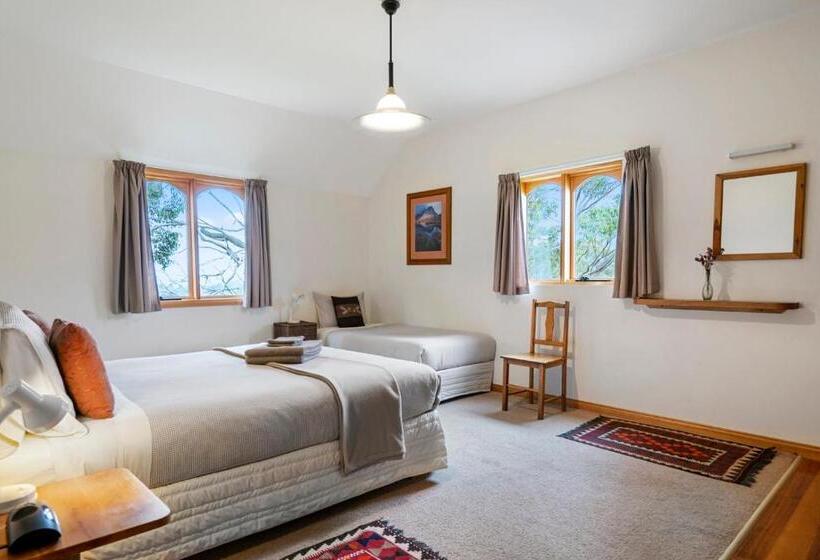 مبيت وإفطار Herons Rise Vineyard Accommodation