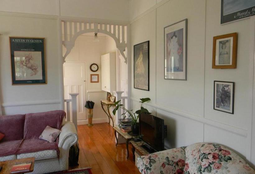 Glenellen Bed And Breakfast